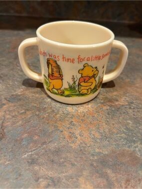 Selandia Winnie the Pooh Two-Handle Plastic Cup - Cream with Yellow Artwork
